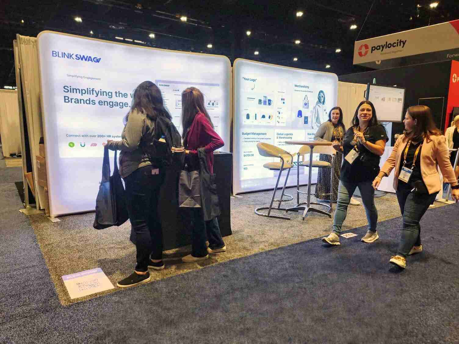 BlinkSwag's branded pop-up swag store attracting event attendees and boosting ROI